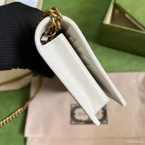First bag ru chain x with Gucci Adidas wallet 0519